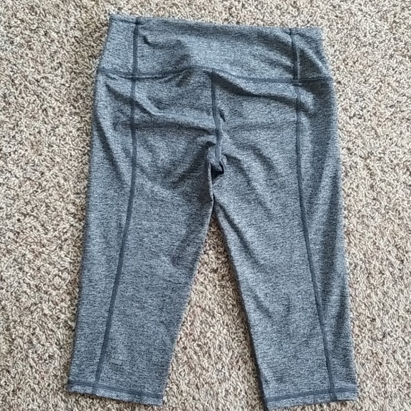 Victoria's Secret VSX Sport leggings - Picture 3 of 4